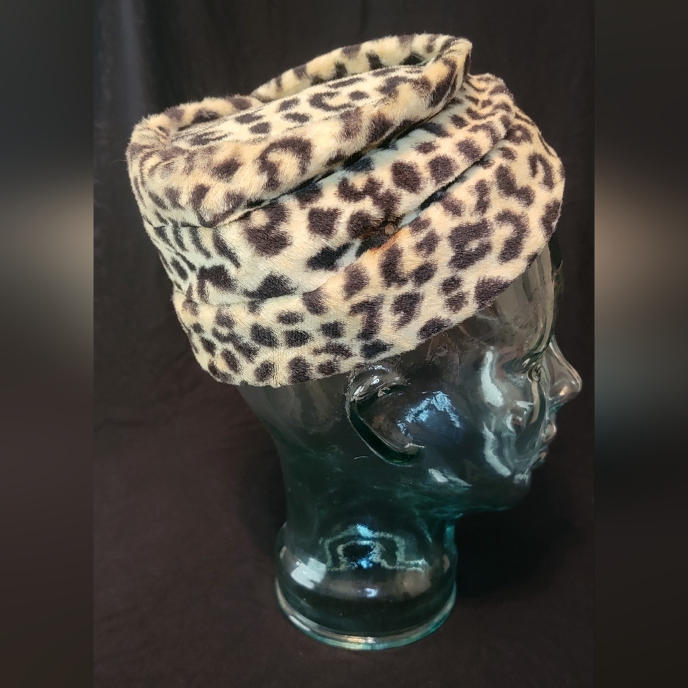 Leopard Print Faux Fur Women's Pillbox Hat - Beige/Brown